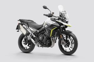 Front Right Quarter View of Tiger 900