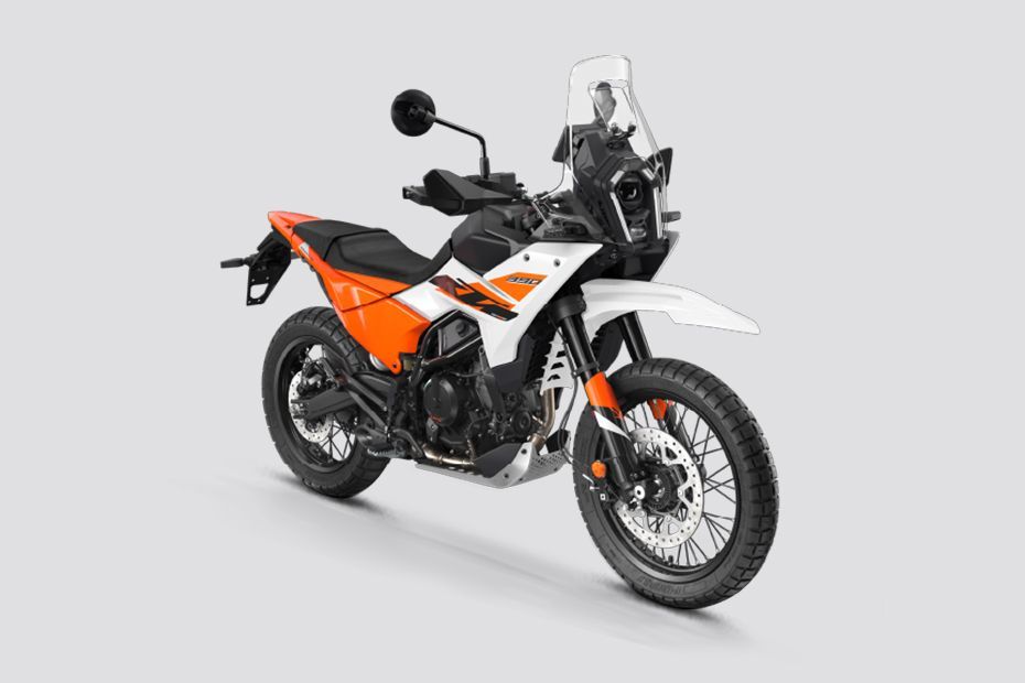 Front Right Quarter View of 390 Adventure S