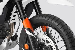 Front Suspension of 390 Adventure S