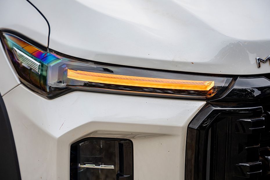 Turn Indicator (Front) Image of Majestor
