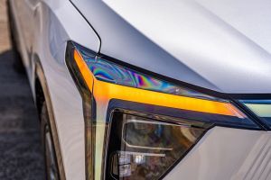 Turn Indicator (Front) Image of XEV 9S