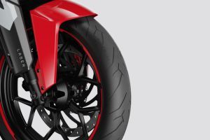 Front Tyre of F77