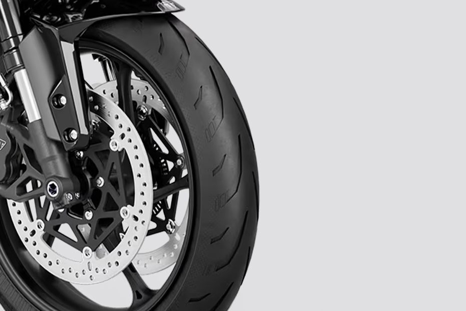 Front Tyre of Daytona 660