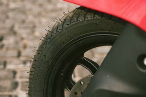 Front Tyre of Chetak C2501