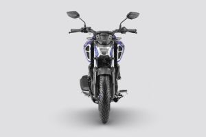 Front View of FZS-FI V4