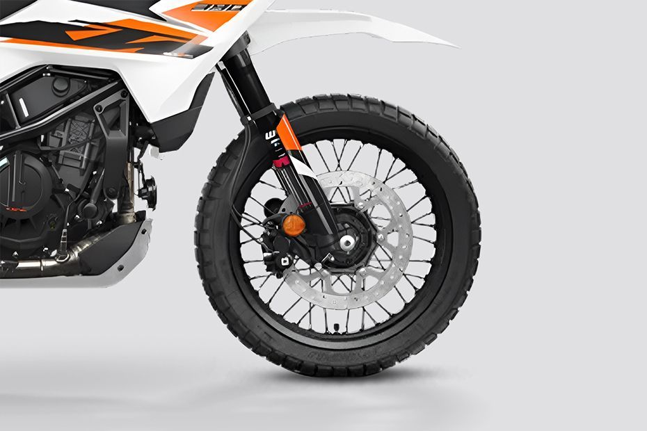 Front Wheel of 390 Adventure S
