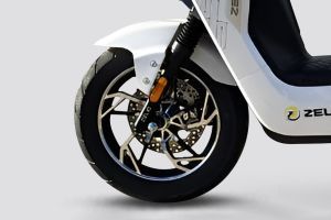 Front Wheel of Gracy