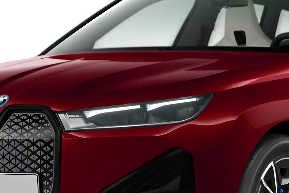 Headlight Image of iX