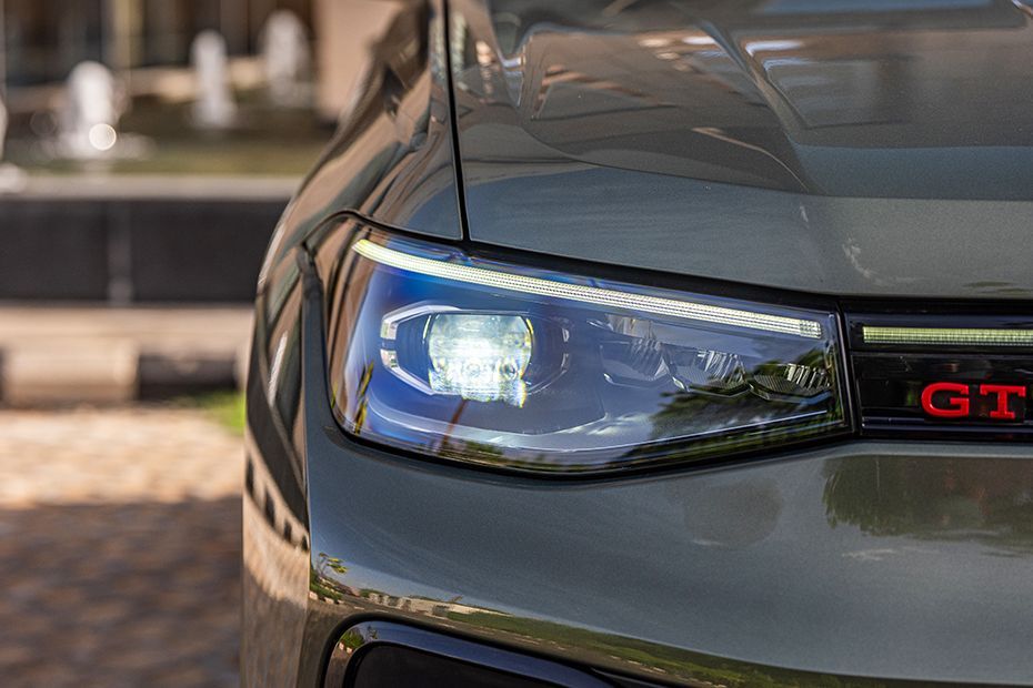 Headlight Image of Taigun