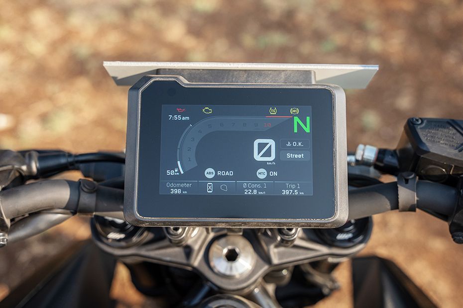 Instrument Cluster of 390 Duke