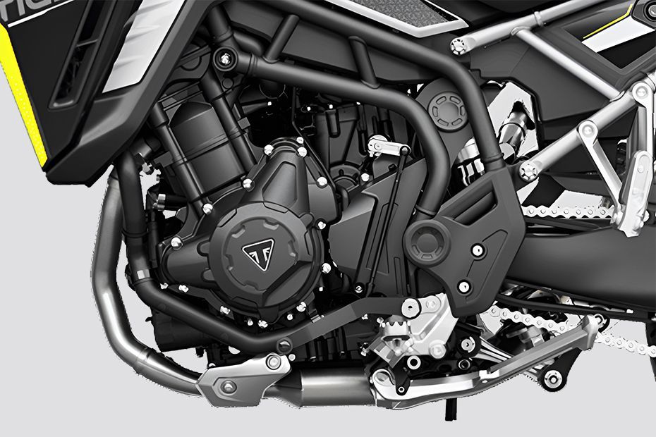 Engine (Left) of Tiger 900