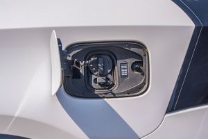 Charging Flap (Open) Image of XEV 9S