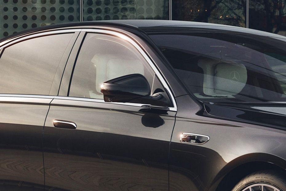 Outside Mirror Image of S Class Facelift