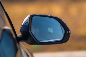 Outside Mirror Glass Image of SQ8