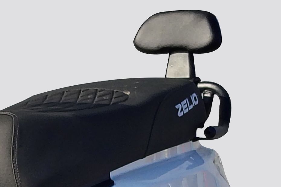 Pillion Seat of Gracy