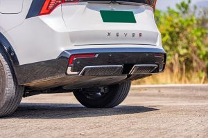 Rear Bumper Image of XEV 9S