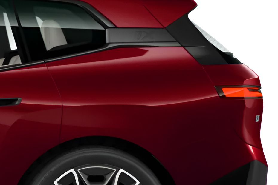 Rear Fender Image of iX