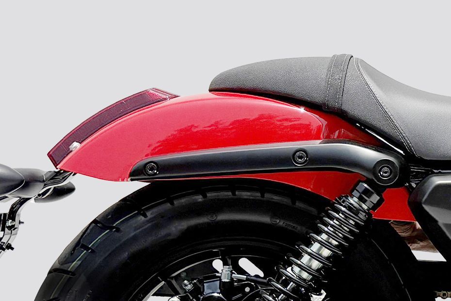 Rear Fender of SRV 300
