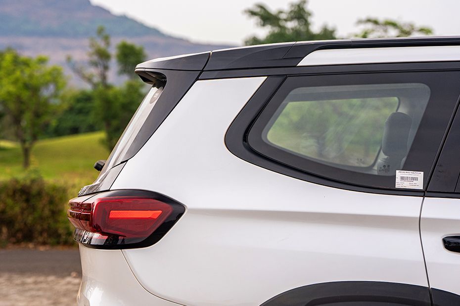 Rear Fender Image of Majestor