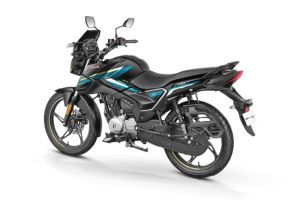 Rear Left Three Quarter View of Glamour X 125