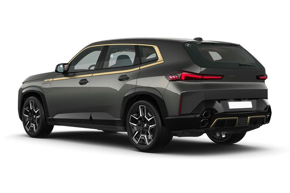 Rear Left Three Quarter View Image of XM