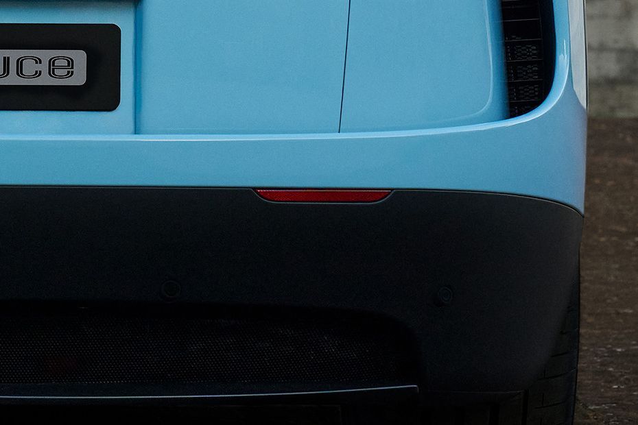 Rear Reflector Image of Luce