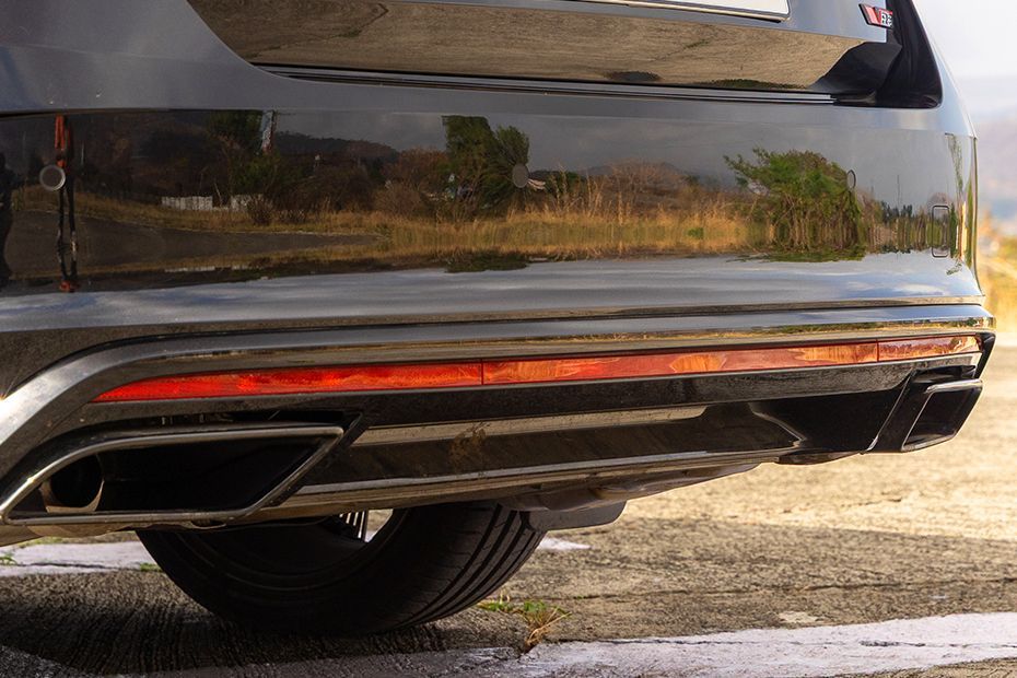 Rear Reflector Image of Octavia RS