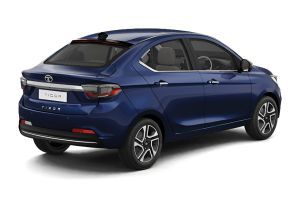 Rear Right Three Quarter View Image of Tigor