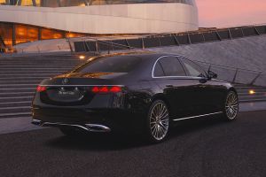 Rear Right Three Quarter View Image of S Class Facelift