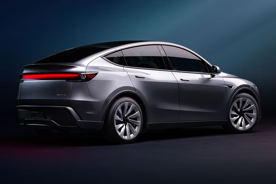 Rear Right Three Quarter View Image of Model Y