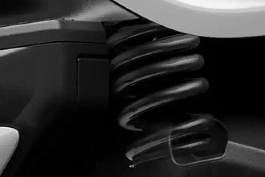 Rear Suspension of Rizta