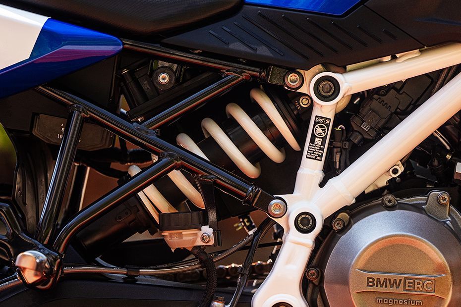 Rear Suspension of F 450 GS