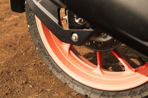 Rear Tyre of FZ-RAVE
