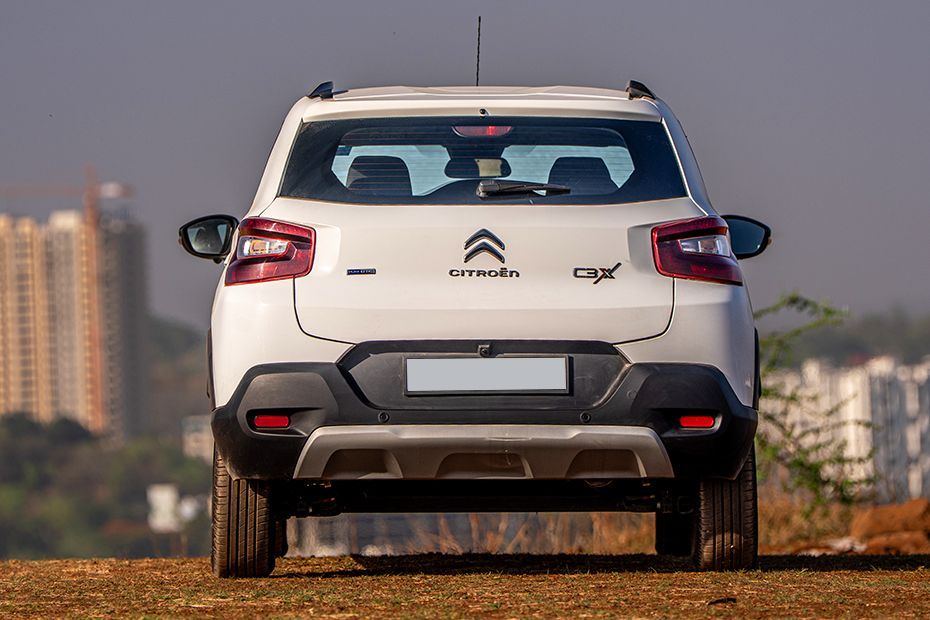 Rear View Image of C3