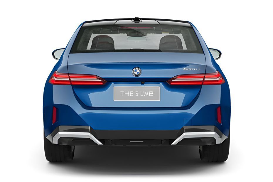 Rear View Image of 5 Series