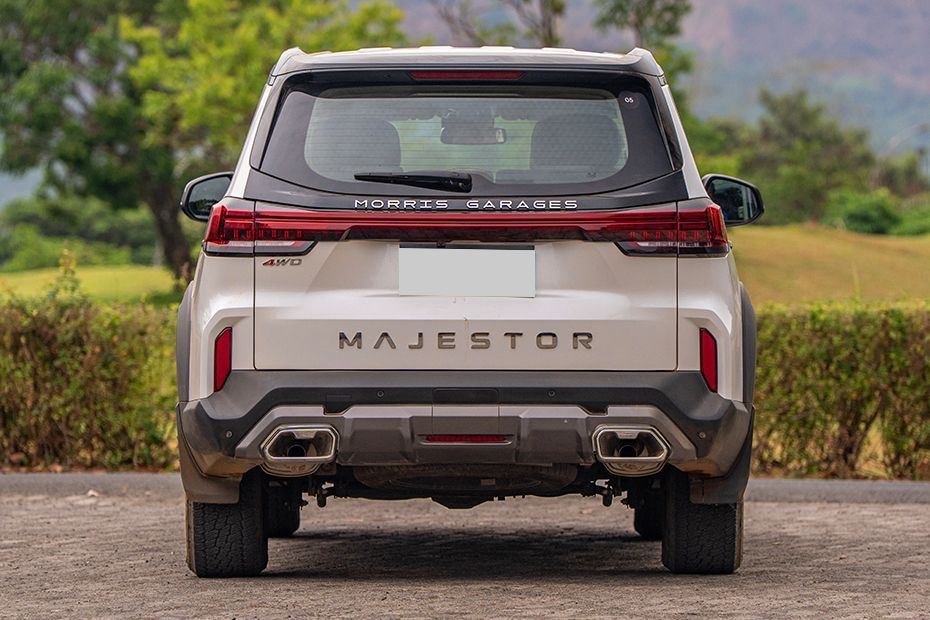 Rear View Image of Majestor