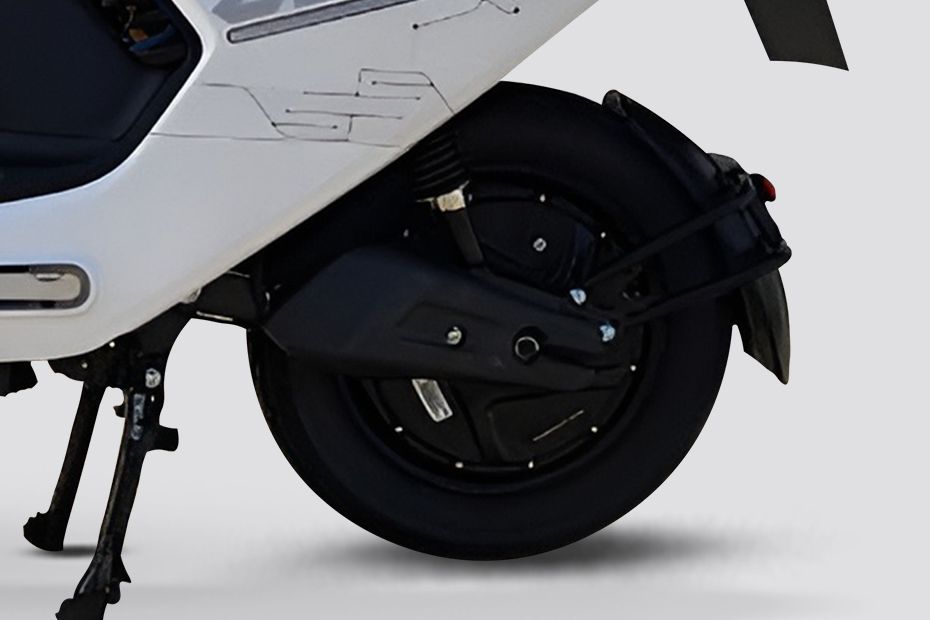 Rear Wheel of Gracy