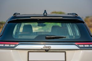 Rear WindShield Image of Meridian