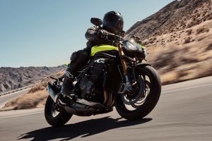 Riding: Front Right Quarter View of Speed Triple 1200