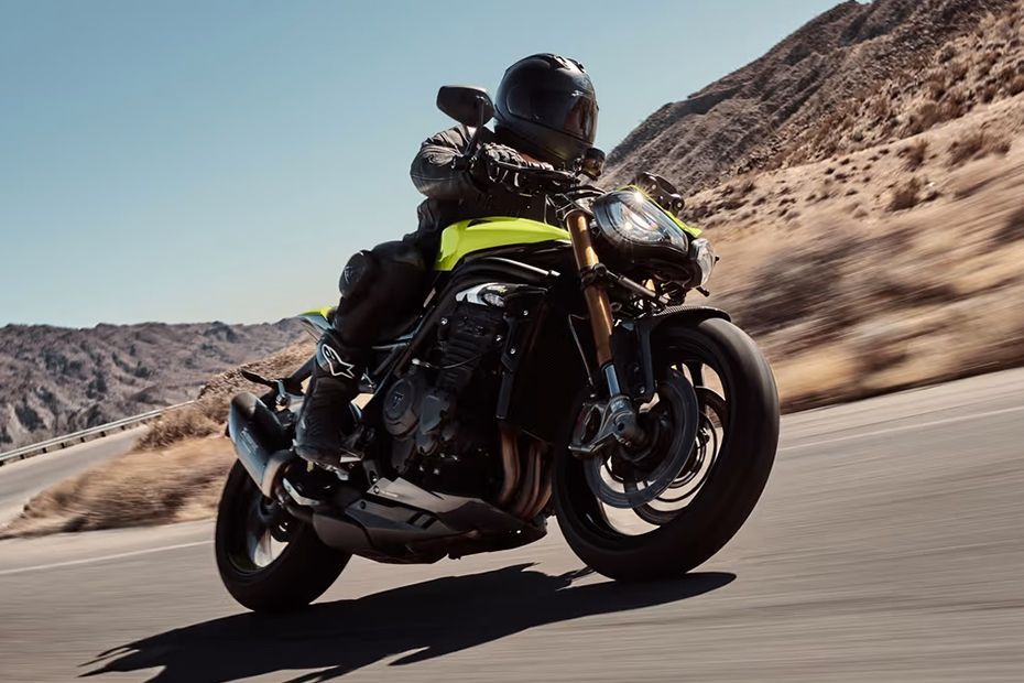 Riding: Front Right Quarter View of Speed Triple 1200