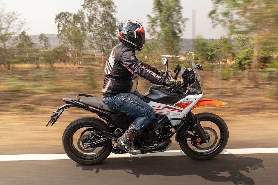 Riding: Side Profile (Right) View Profile View of 390 Adventure X