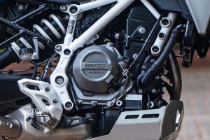 Engine (Right) of F 450 GS