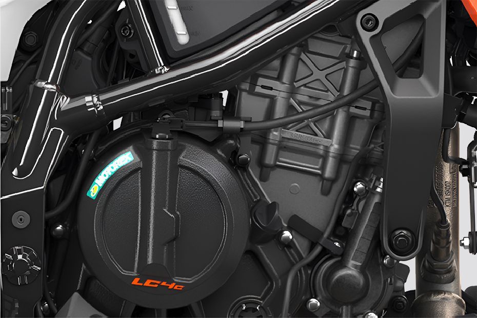 Engine (Right) of 390 Adventure S