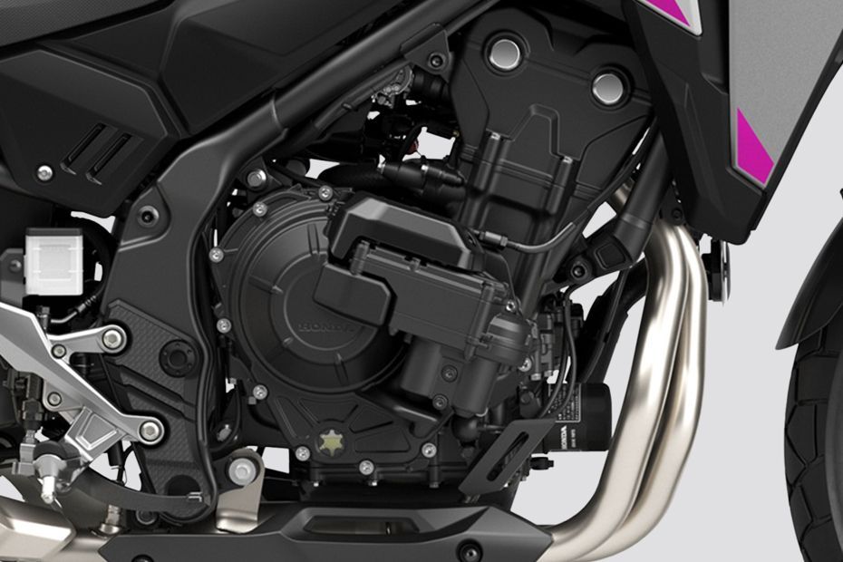 Engine (Right) of NX500