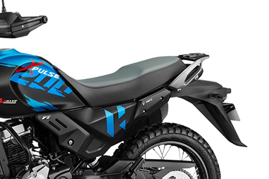 Seat of XPulse 200 4V