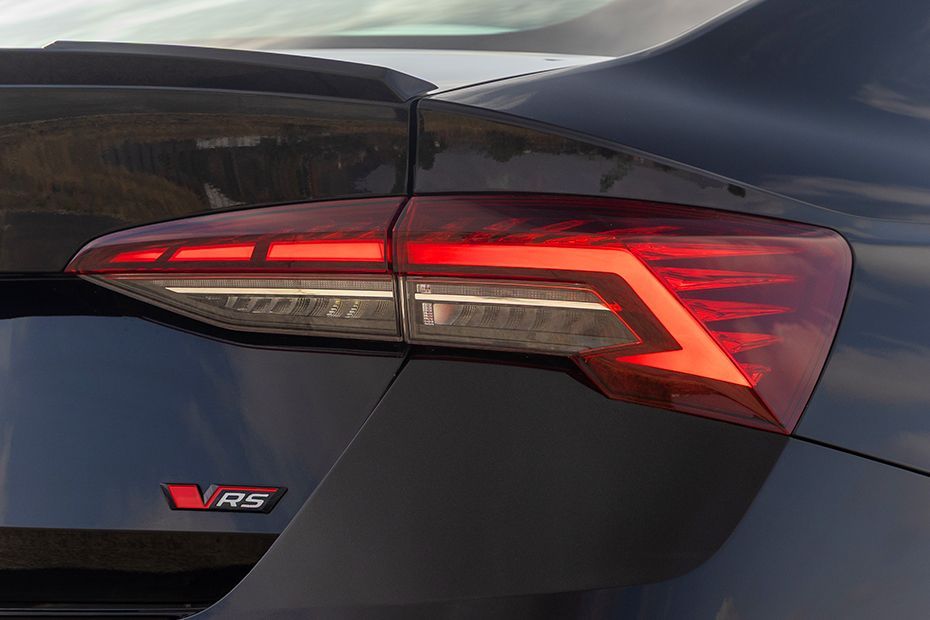 Taillight Image of Octavia RS