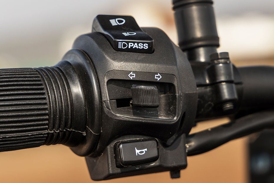 Turn Indicator Switches of FZ-RAVE
