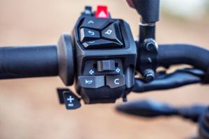 Turn Indicator Switches of 390 Duke