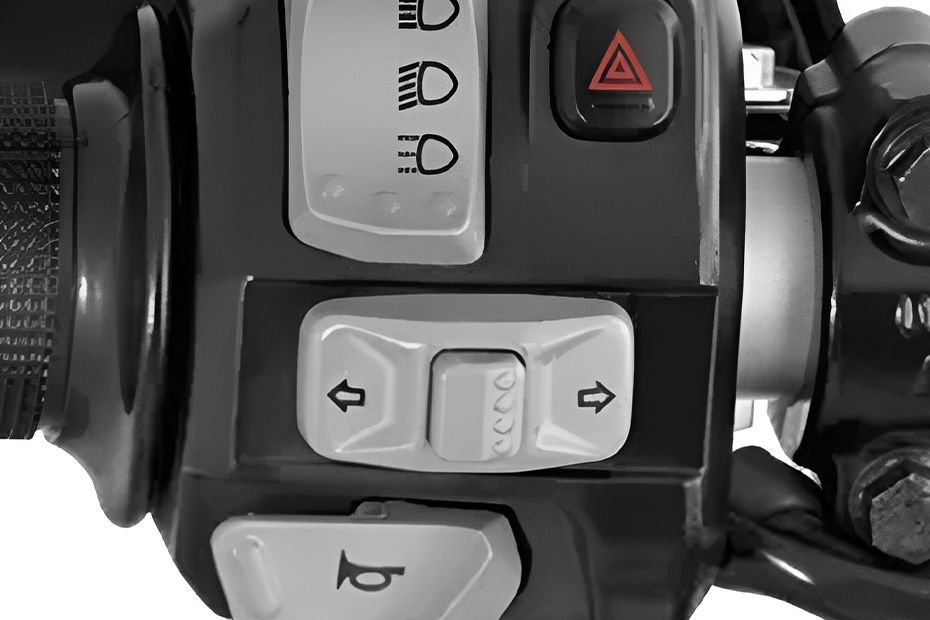 Turn Indicator Switches of XPulse 200 4V