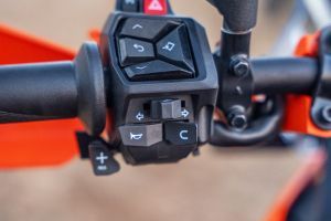 Turn Indicator Switches of 390 Adventure